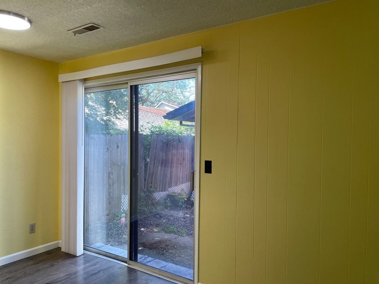 320 Ashland Ave - Photo 7 of 21