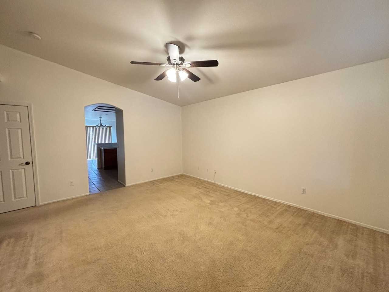 2416 W Valley Vis - Photo 3 of 29