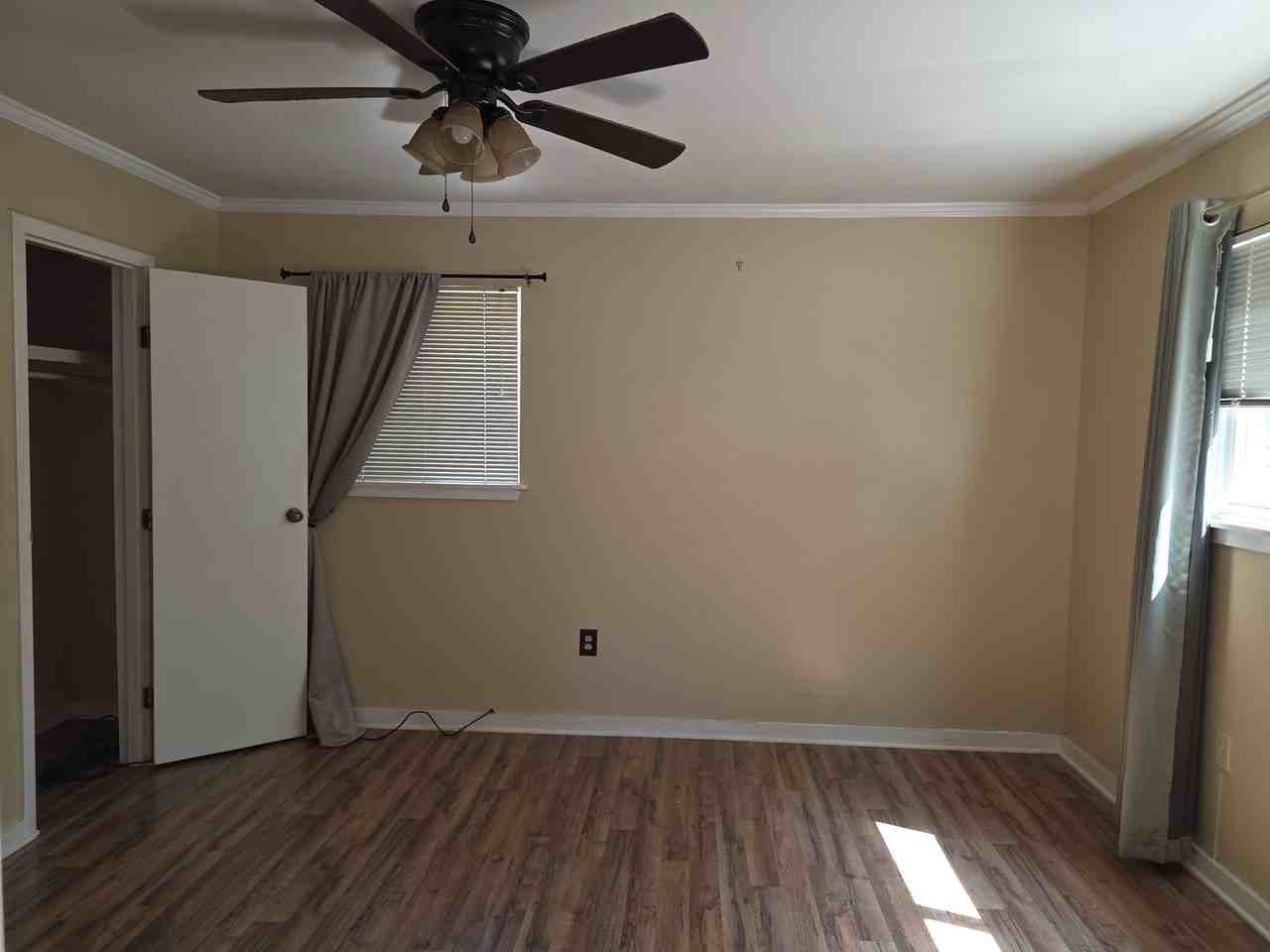 2215 Hillcrest Ave #5F - Photo 4 of 9