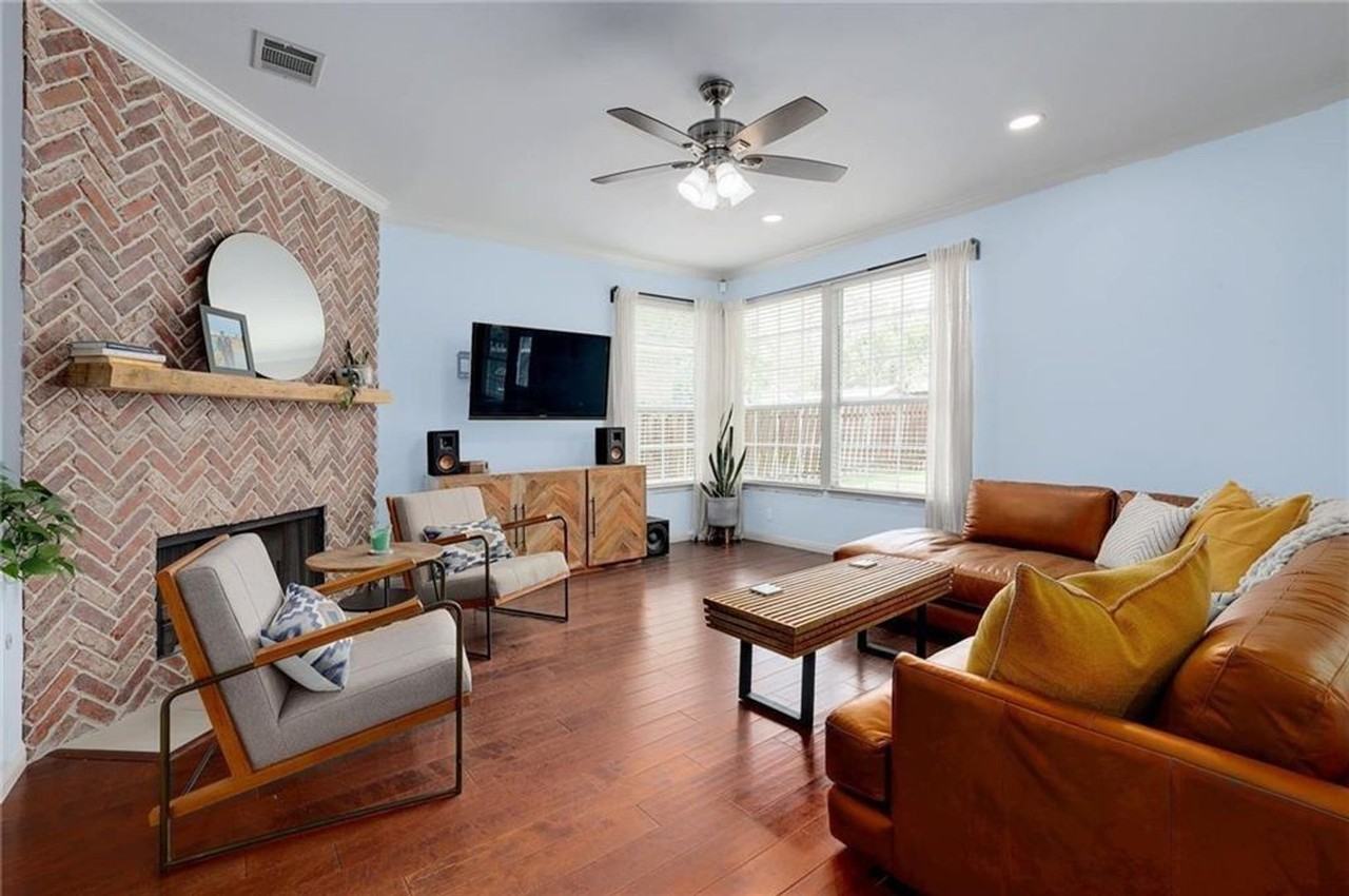 1705 Azalea Dr - Photo 4 of 27