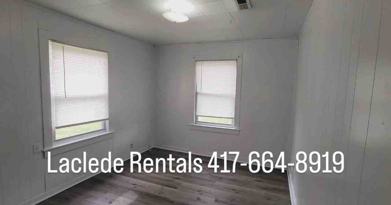 501 Hood St - Photo 7 of 9