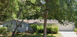 1915 Sw 42nd Ave - Photo 1 of 1