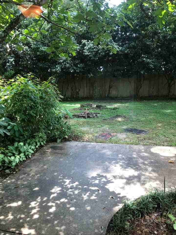 1915 Sw 42nd Ave - Photo 2 of 29