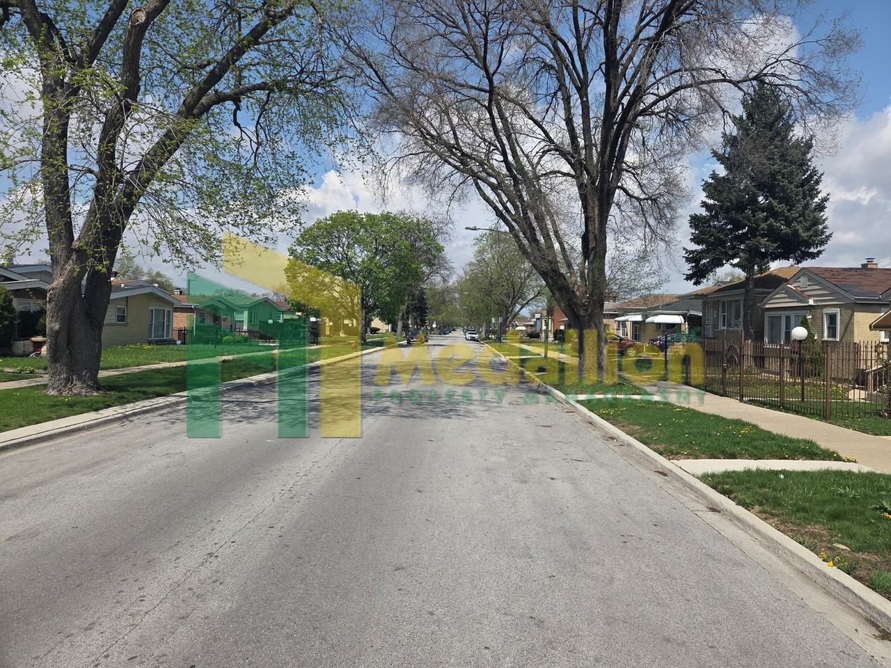 9341 S Parnell Ave - Photo 2 of 16