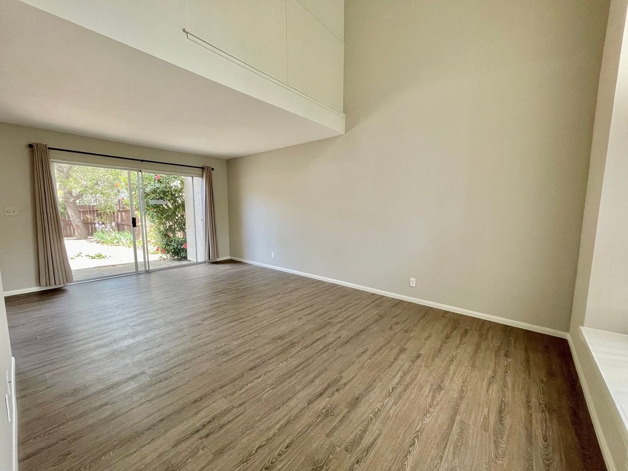 1271 Prairie Dog Cir - Photo 4 of 24