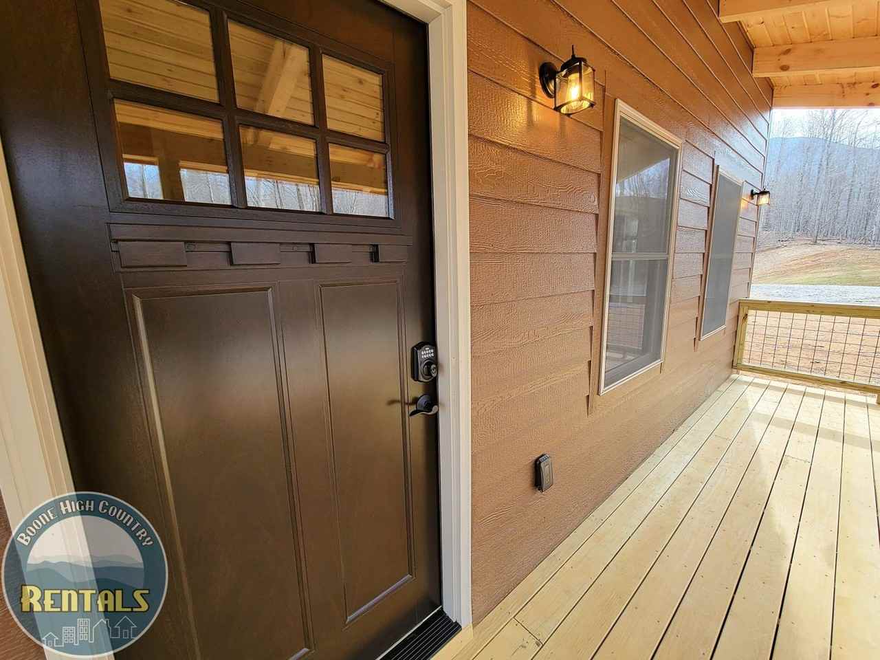 236 Oliver Ln - Photo 4 of 14