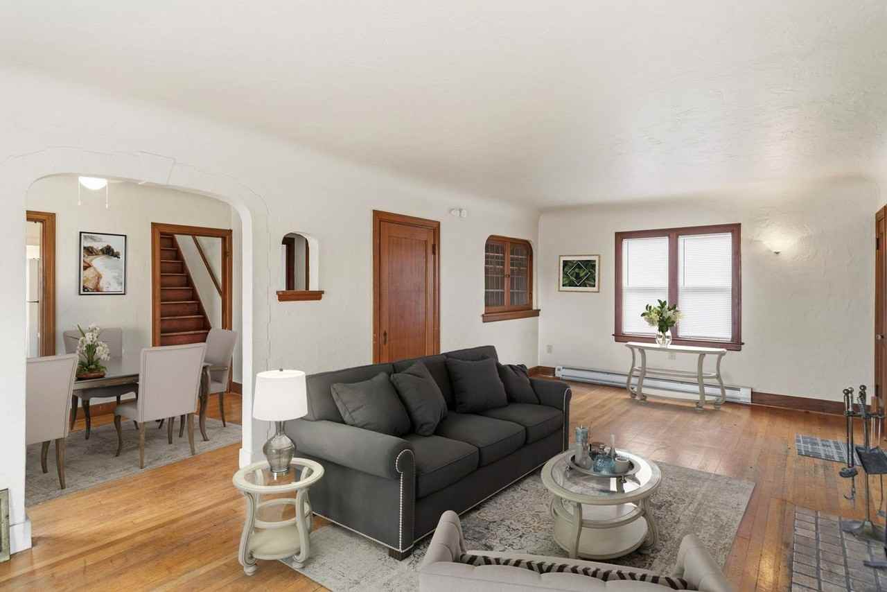 Baran (2018 11th St.) - Photo 7 of 43