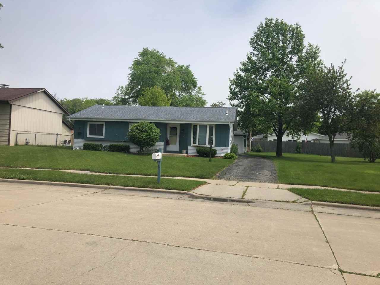 1757 20th Ave - Photo 3 of 31