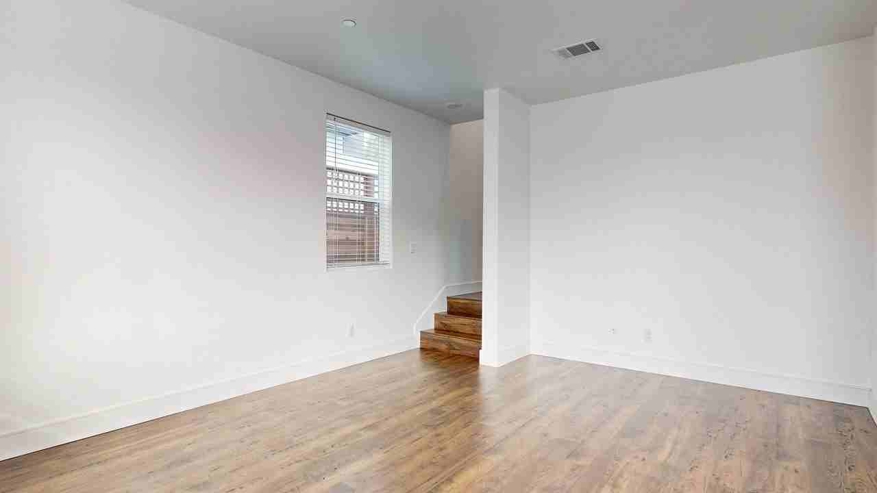 1668 Alnico Ln - Photo 4 of 29