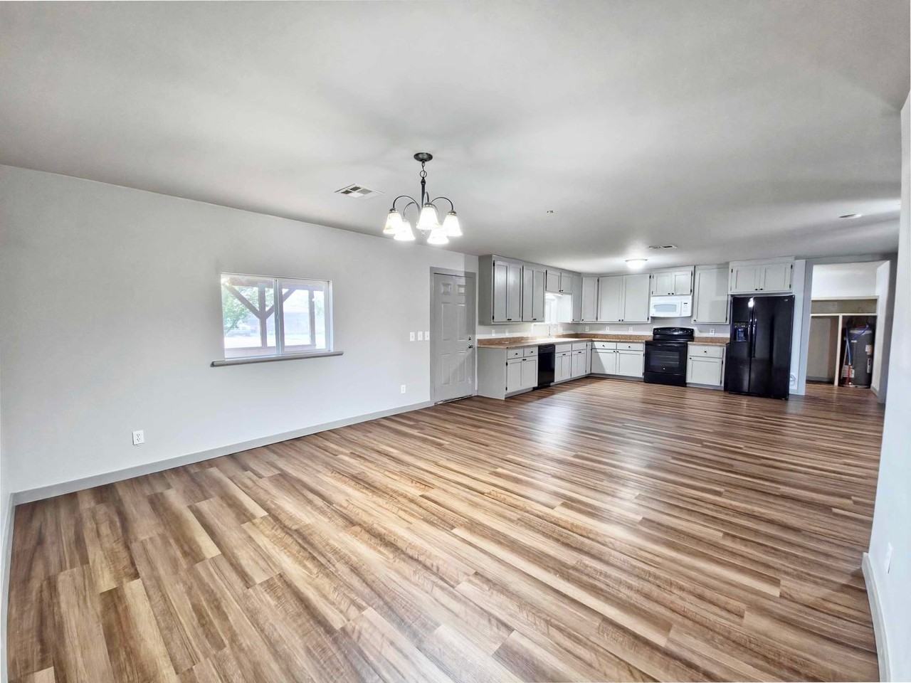 2750 Cobalt Ct Nw - Photo 4 of 27