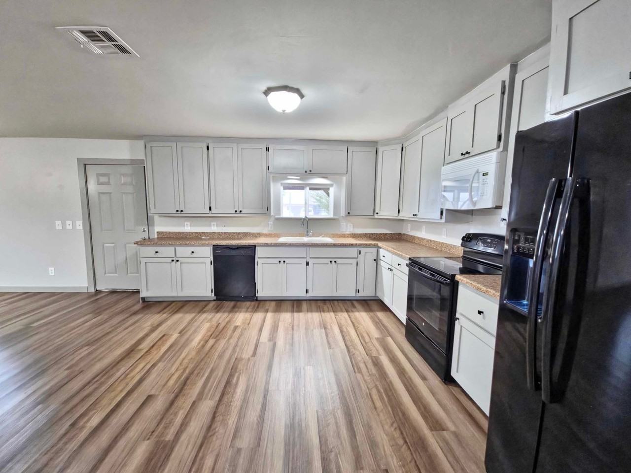 2750 Cobalt Ct Nw - Photo 7 of 27