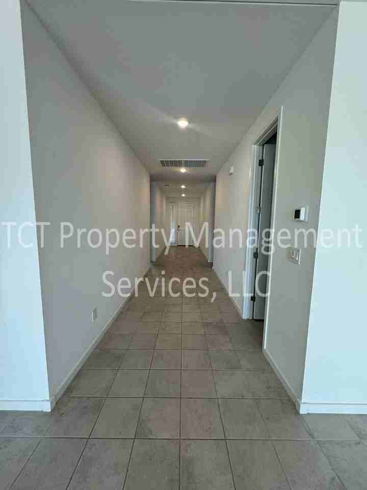 35744 N Bloom St - Photo 7 of 21