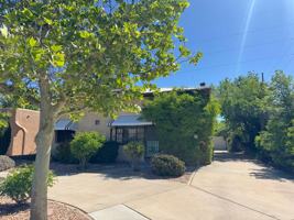 featured image of 820 Vassar Dr Ne