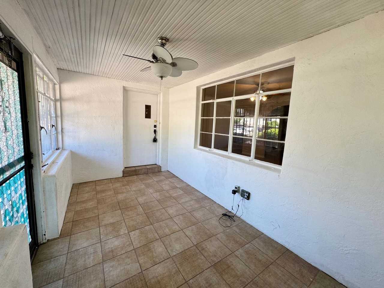 820 Vassar Dr Ne - Photo 3 of 25