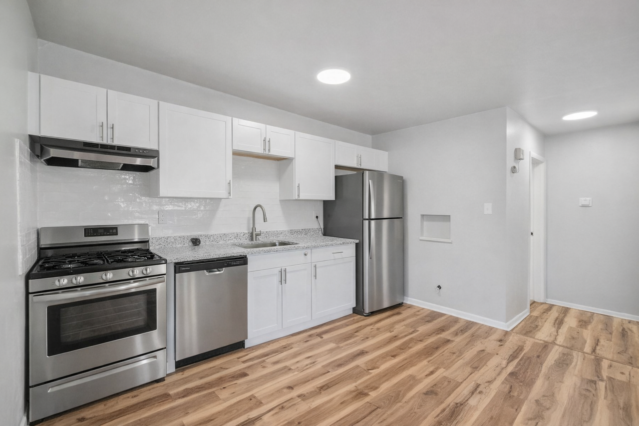 Aspen Creek Apartments - Photo 2 of 9