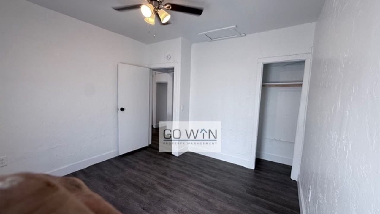 407 N 38th St - Photo 7 of 15