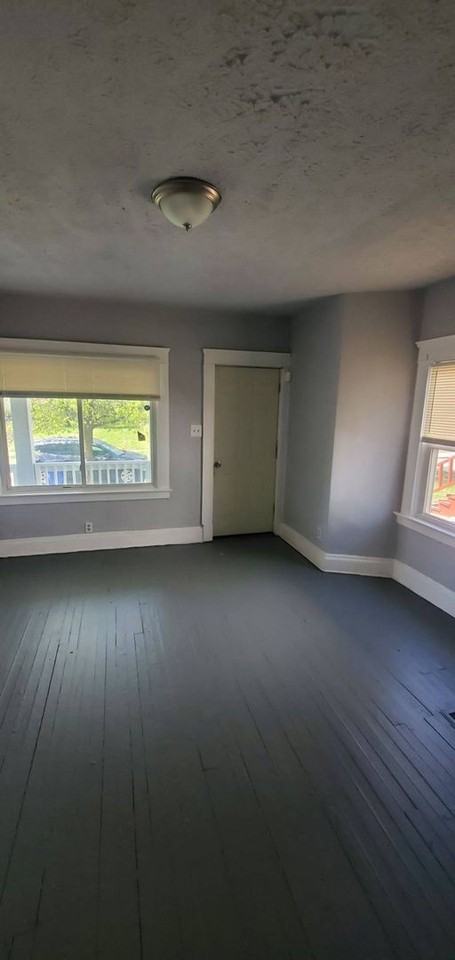 3415 E 114th St - Photo 5 of 26