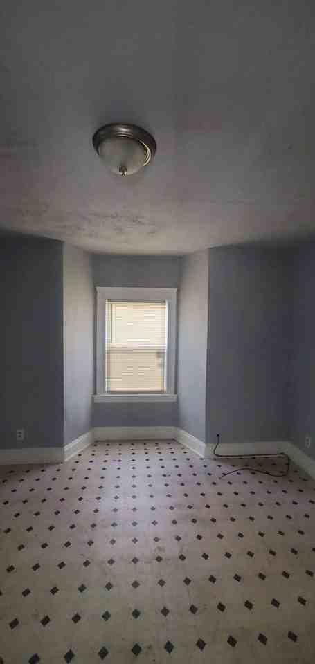 3415 E 114th St - Photo 7 of 26