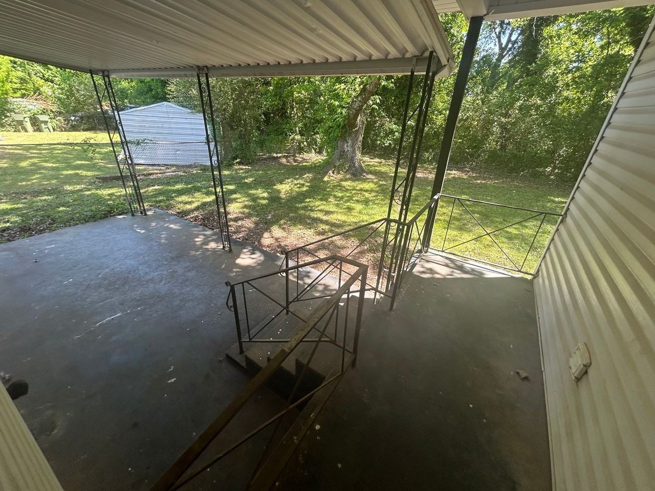 1904 Oglesby Dr Nw - Photo 3 of 8