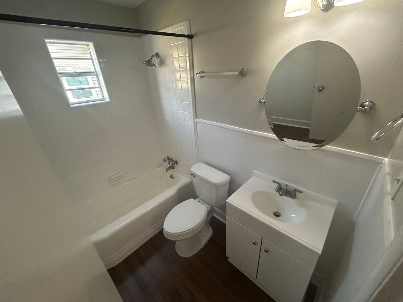 1904 Oglesby Dr Nw - Photo 6 of 8