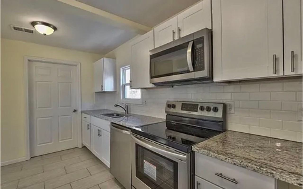 6503 W 56th St - Photo 5 of 10