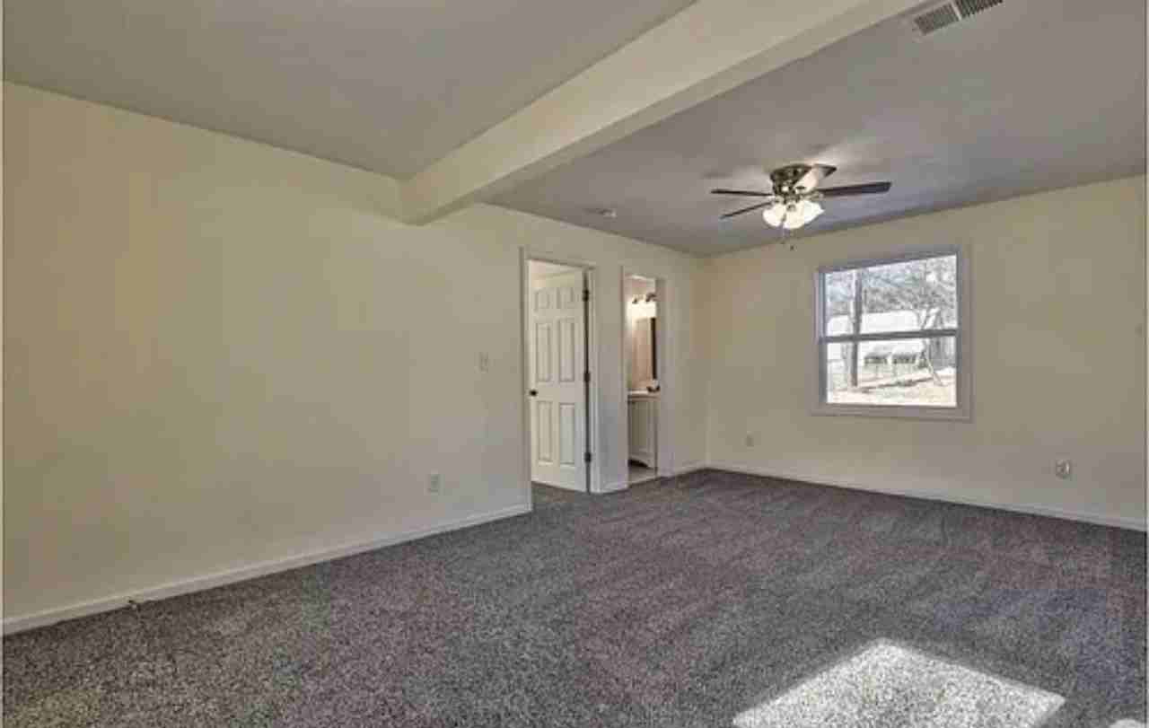 6503 W 56th St - Photo 7 of 10