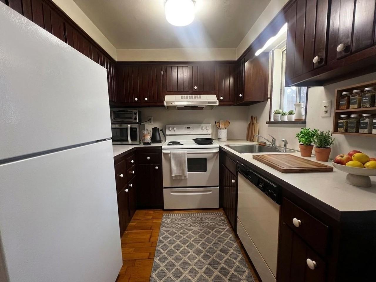 406-408  W Lafayette Street - Photo 3 of 23