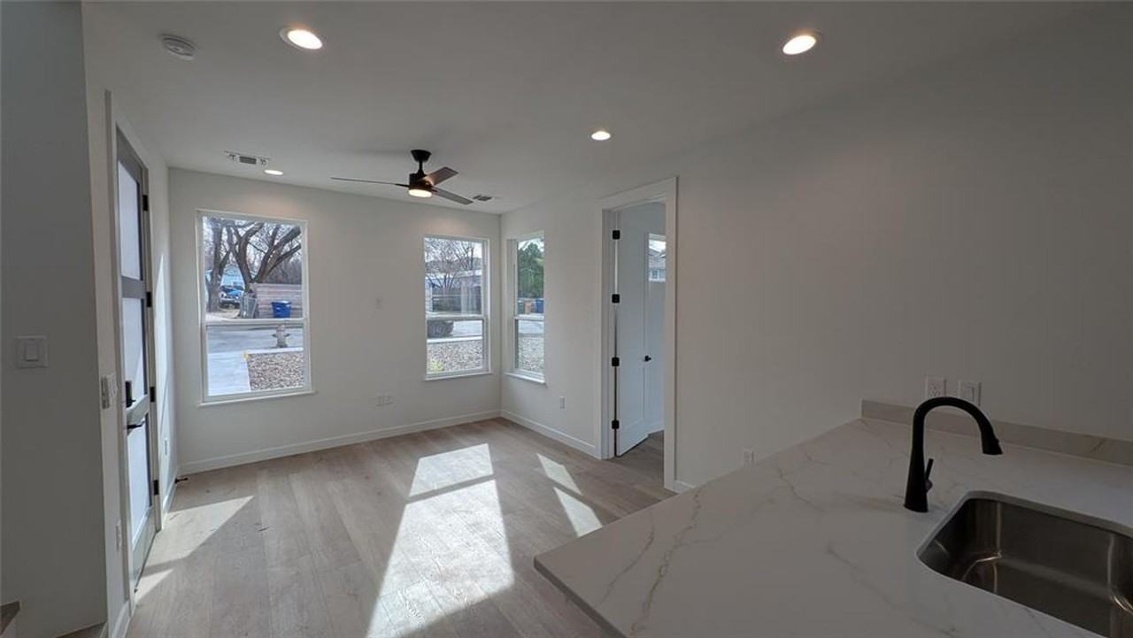 2220 Yellow Jacket Ln #2 - Photo 6 of 16