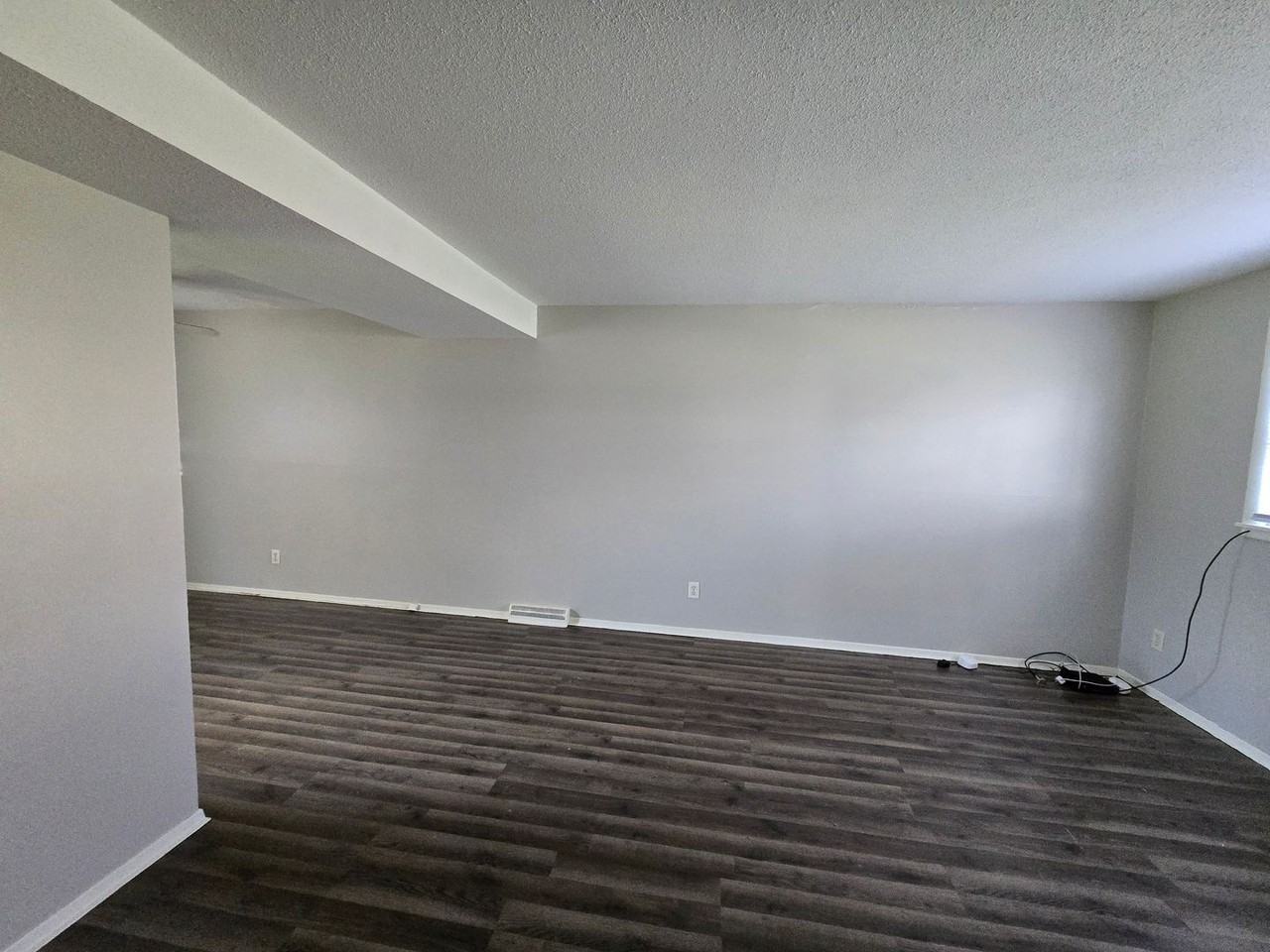 2618 Magnolia Dr - Photo 3 of 9