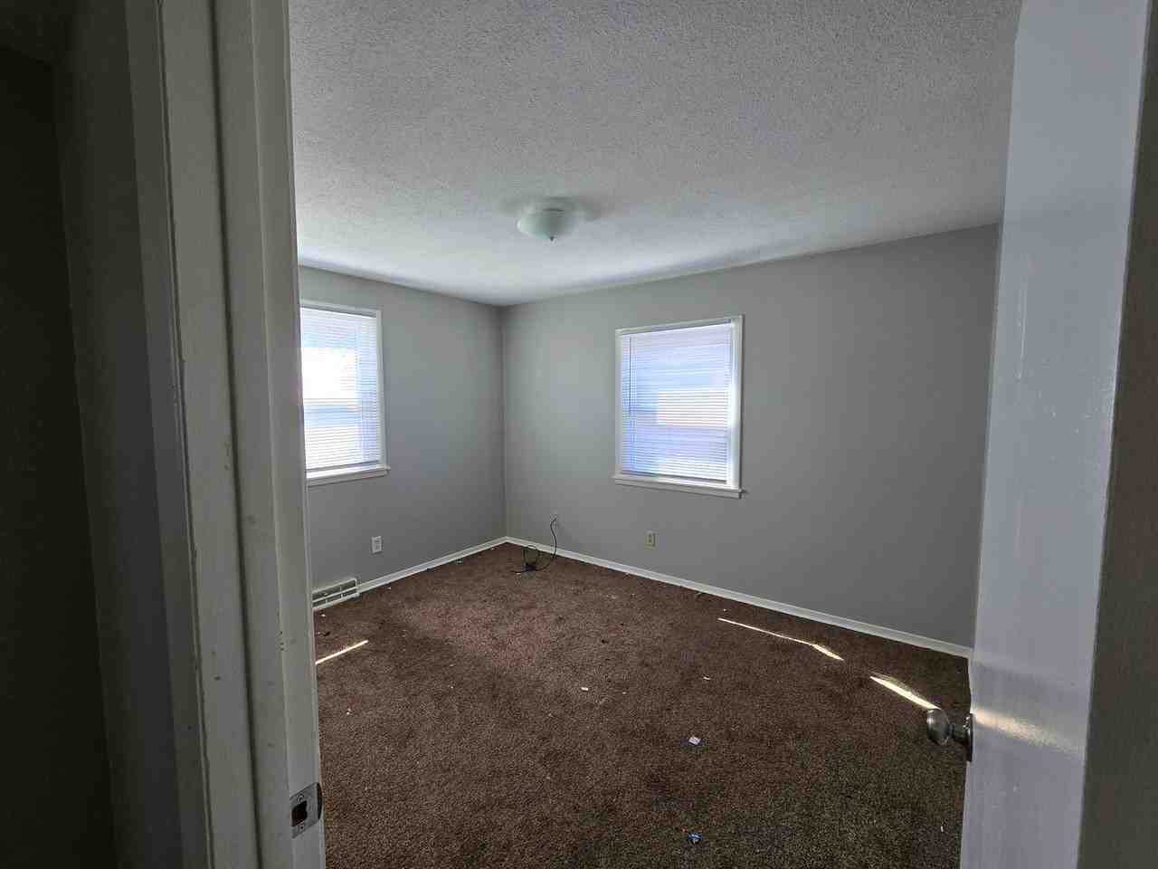 2618 Magnolia Dr - Photo 7 of 9