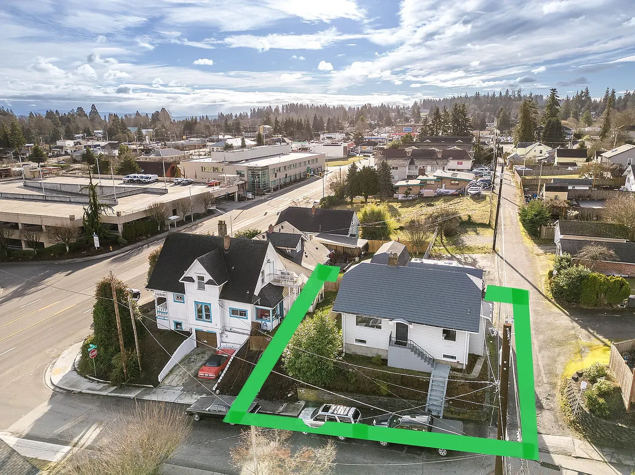 1312 39th St - Photo 2 of 13