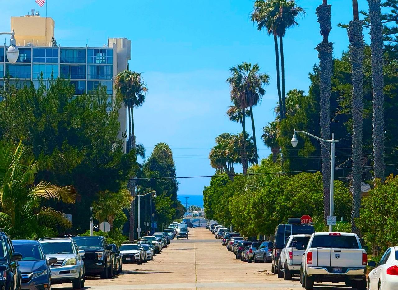 1159 Wilbur Ave - Photo 6 of 10