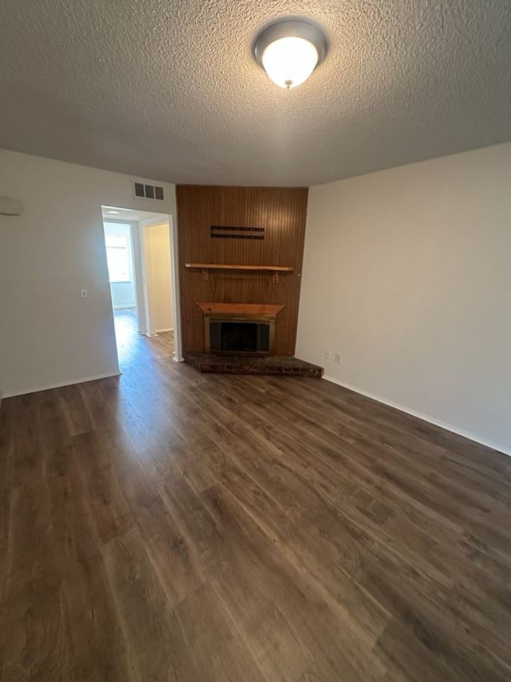 505 Mountain Ridge Rd - Photo 4 of 17