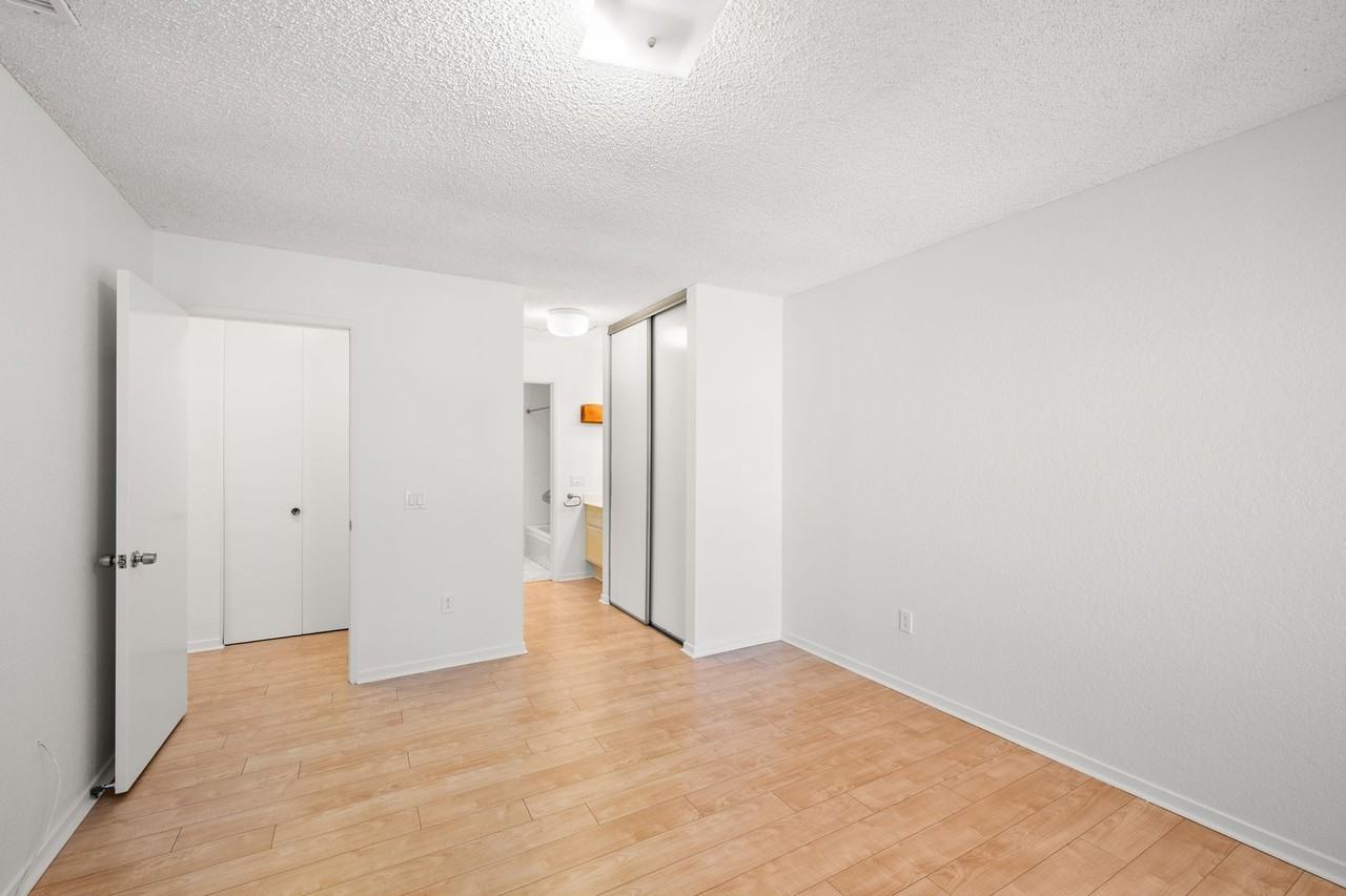 8355 Capricorn Way #12 - Photo 7 of 22