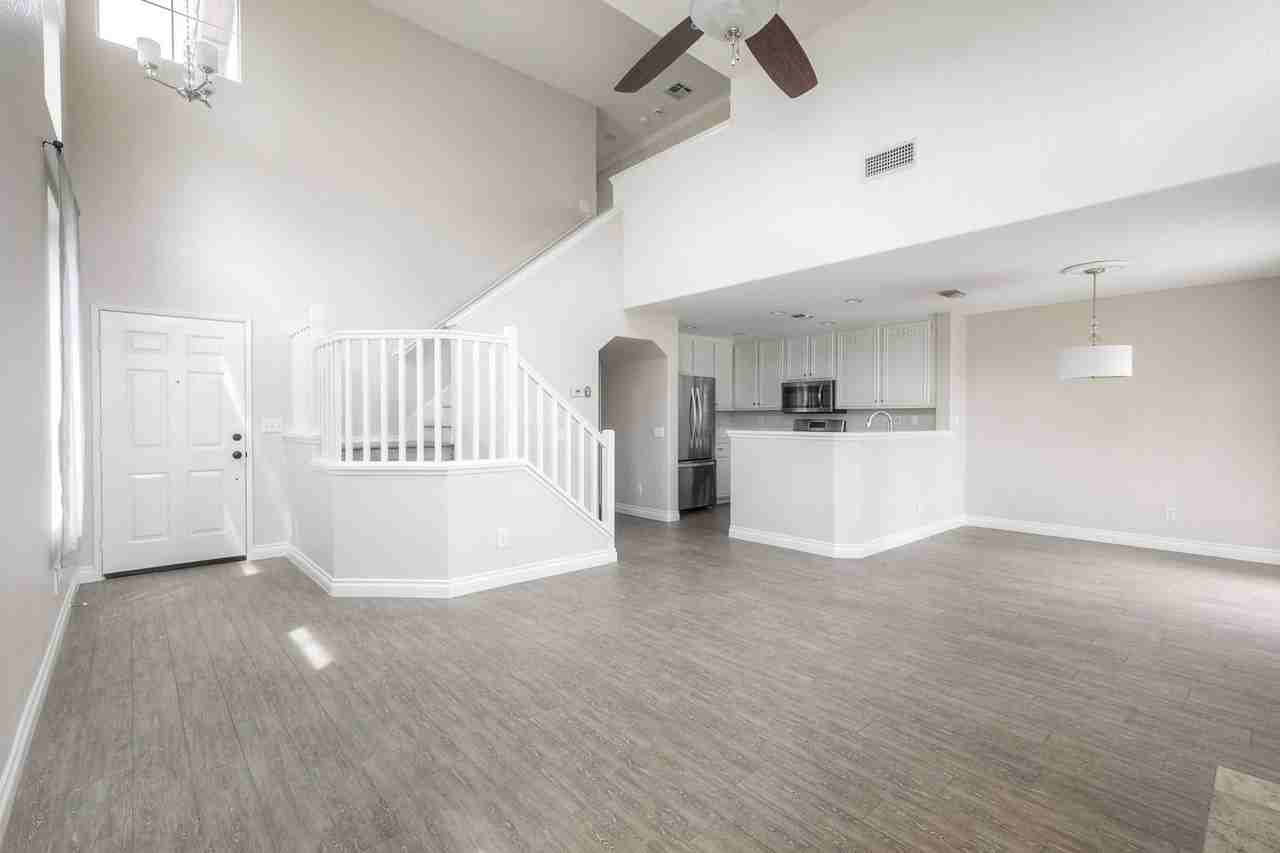 4675 Los Alamos Way #D - Photo 3 of 18