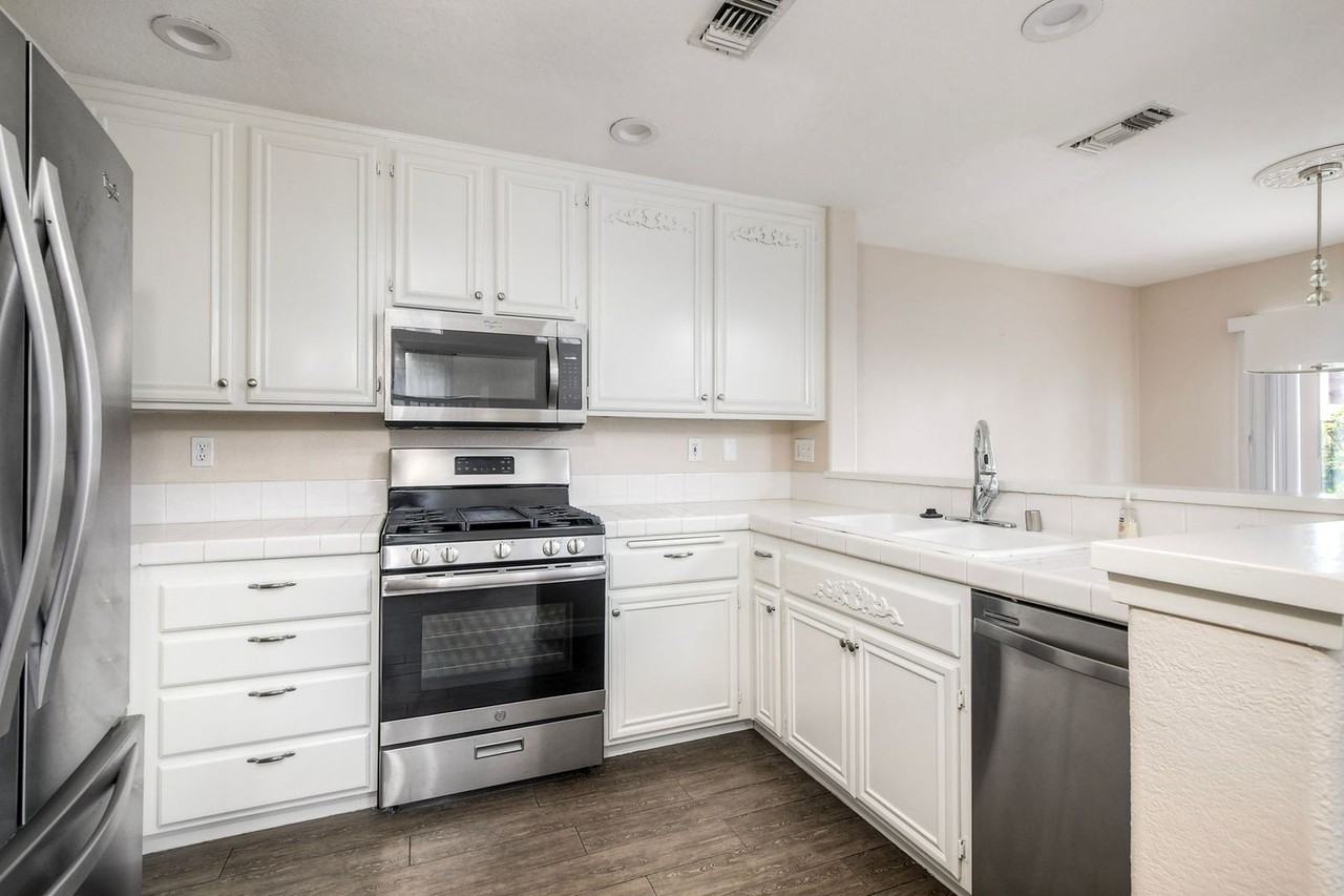 4675 Los Alamos Way #D - Photo 7 of 18