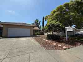 featured image of 1011 Ventana Dr