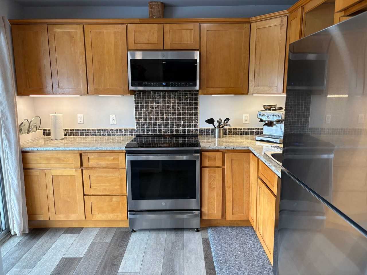 339 Broadway #215 - Photo 6 of 22