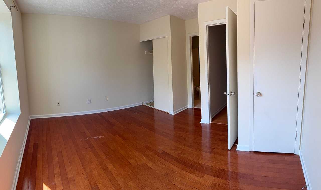 6741 Trafalger Sq - Photo 7 of 15