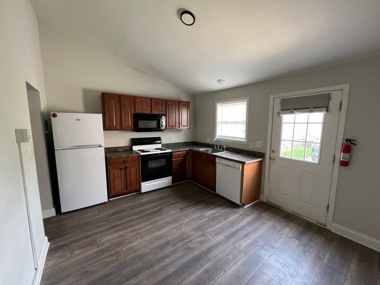 169 S Washington St - Photo 4 of 10