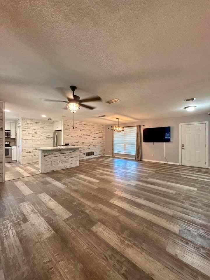 12637 Condor Dr - Photo 4 of 12