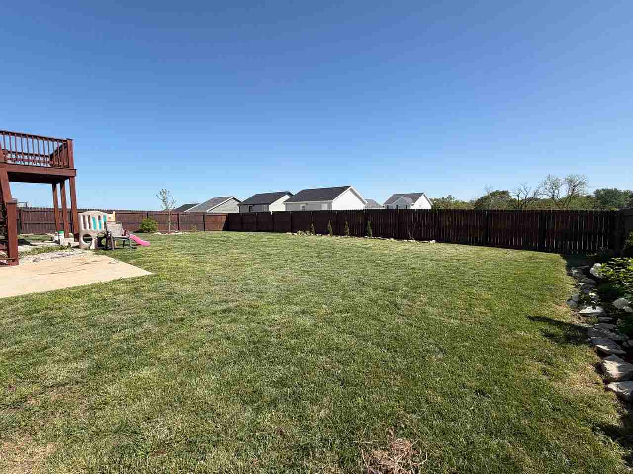 195 Majestic - Photo 5 of 24