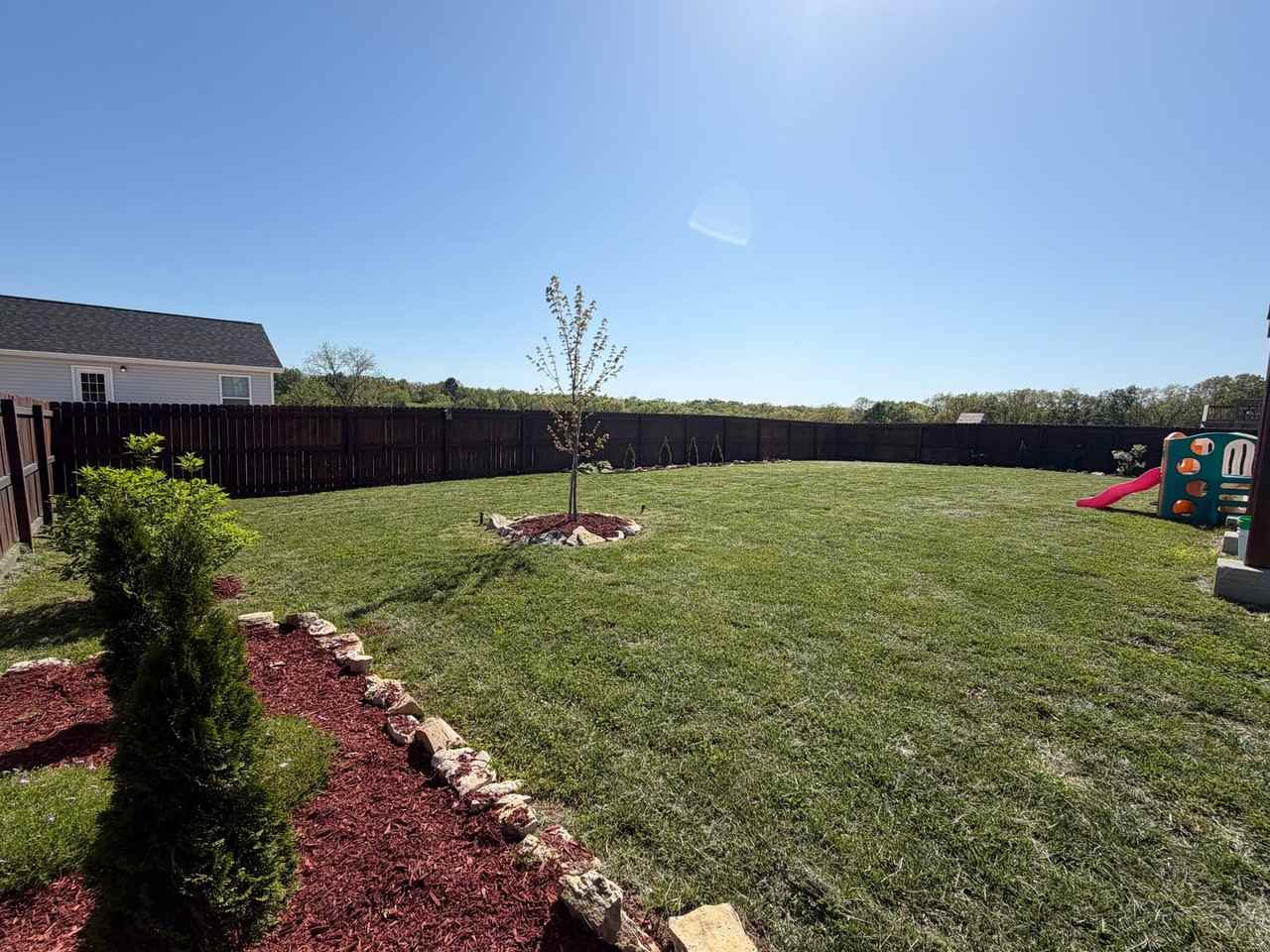 195 Majestic - Photo 6 of 24