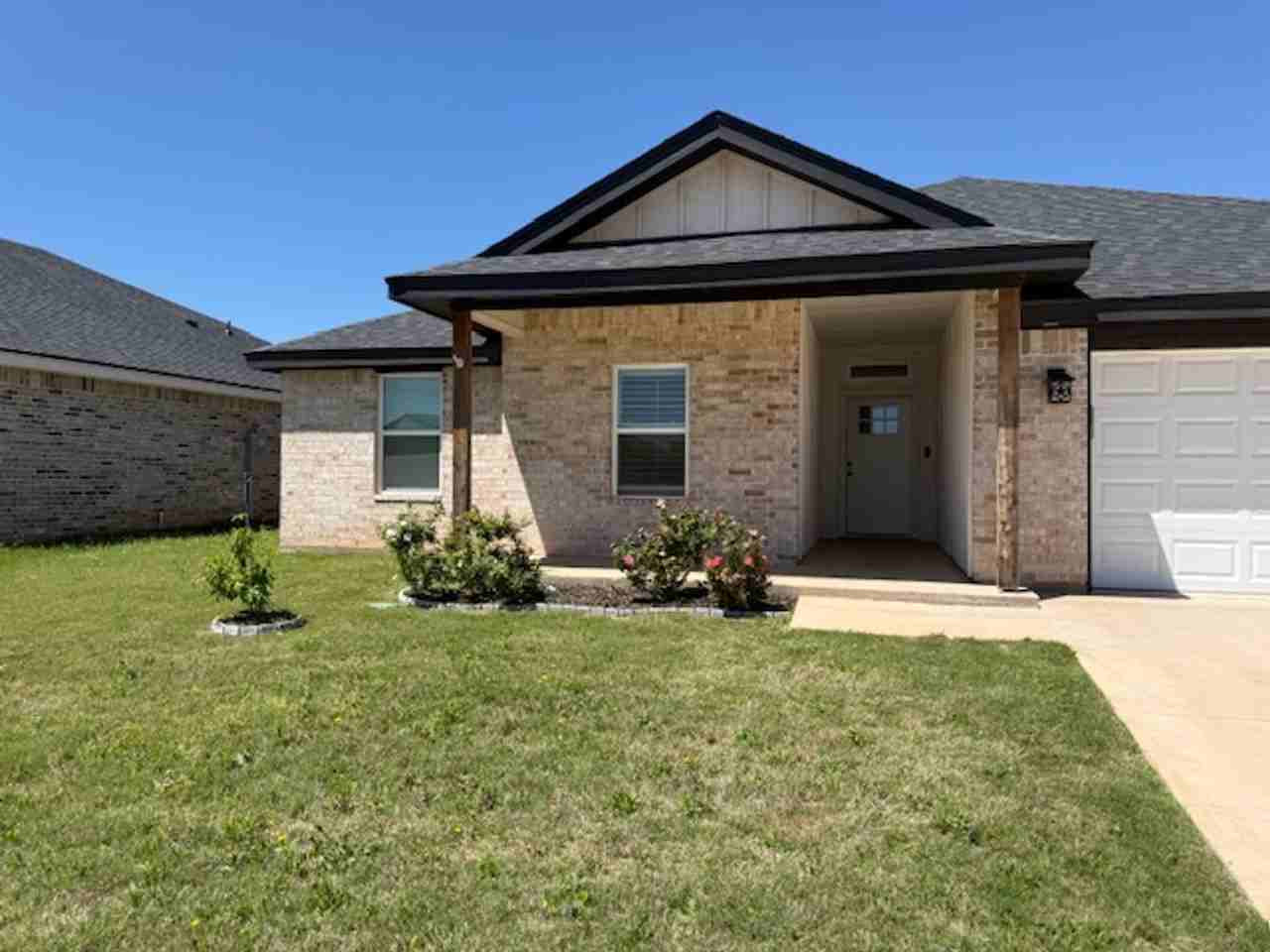 1640 Bandolero Rd - Photo 2 of 20