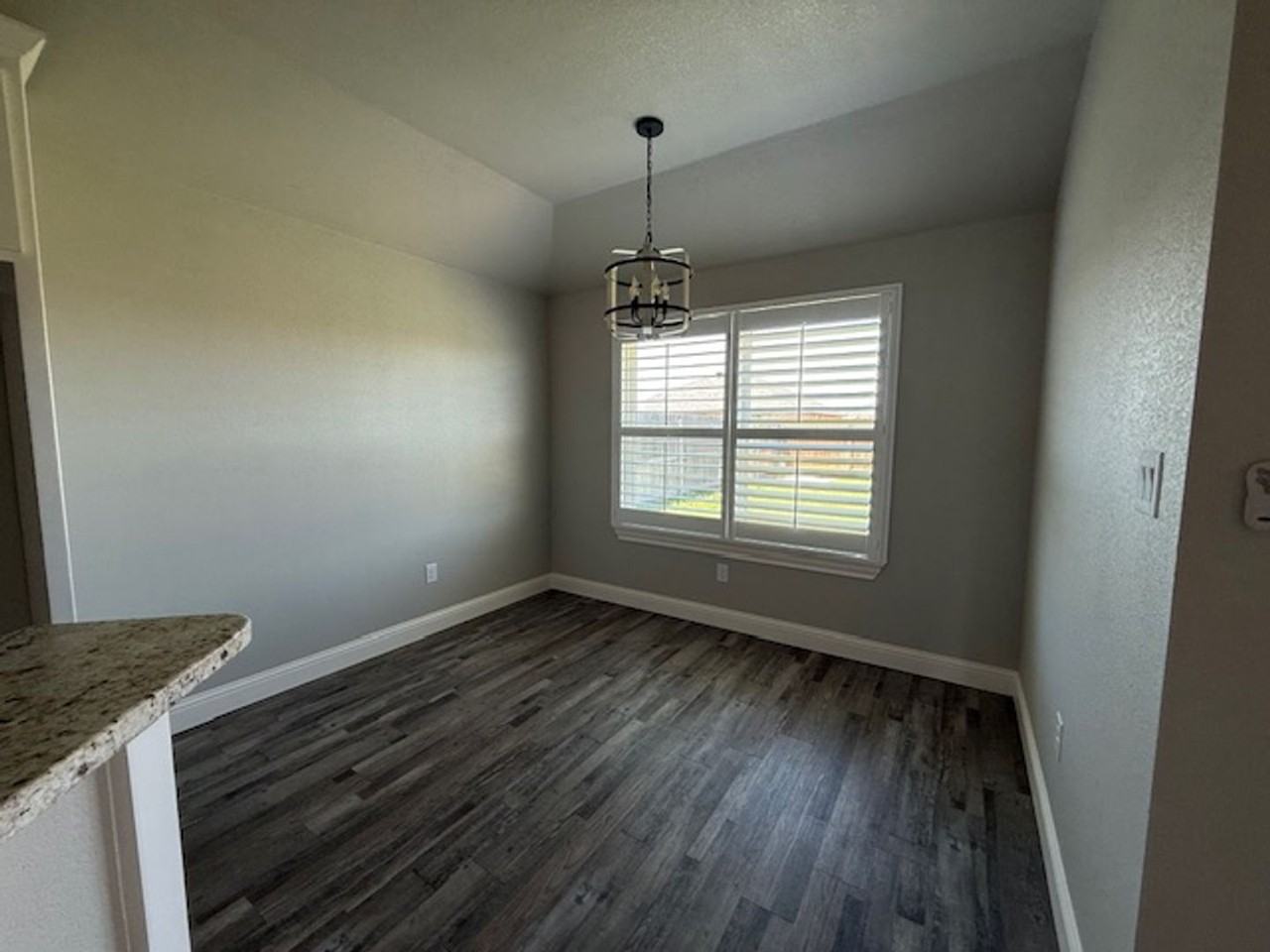 1640 Bandolero Rd - Photo 5 of 20