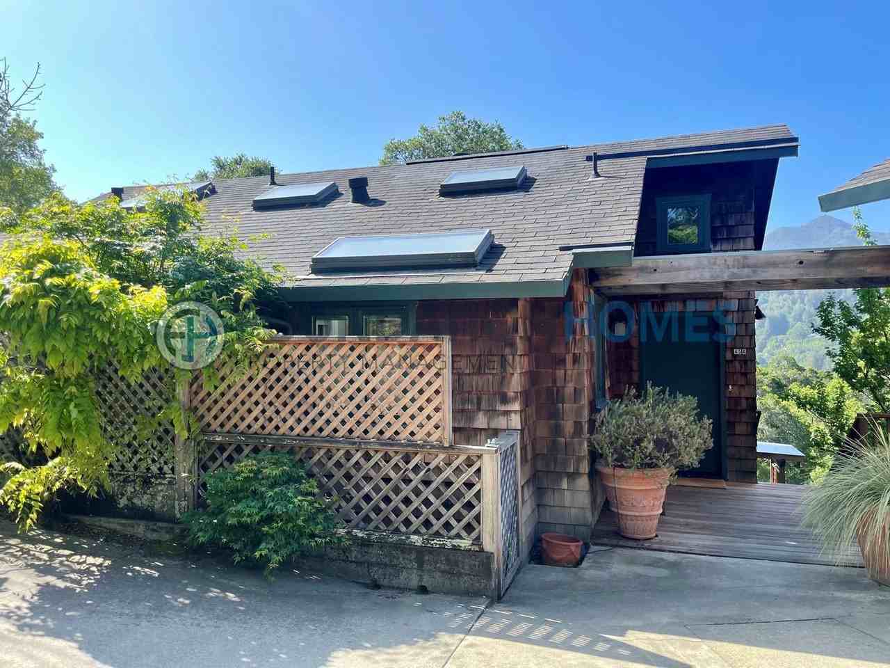 45A Laurel Grove Ave - Photo 3 of 16