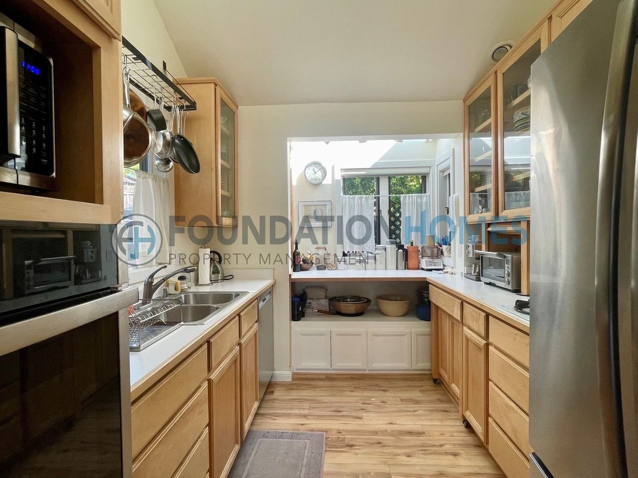 45A Laurel Grove Ave - Photo 4 of 16