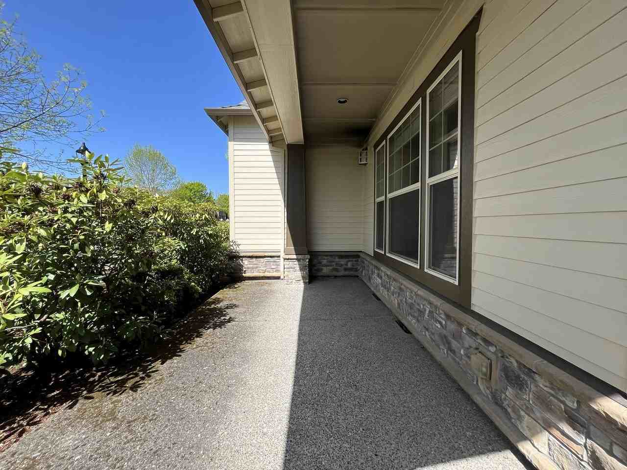 16381 Nw Rossetta St - Photo 5 of 44