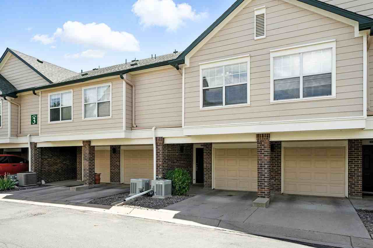 1876 Mallard Dr - Photo 2 of 31