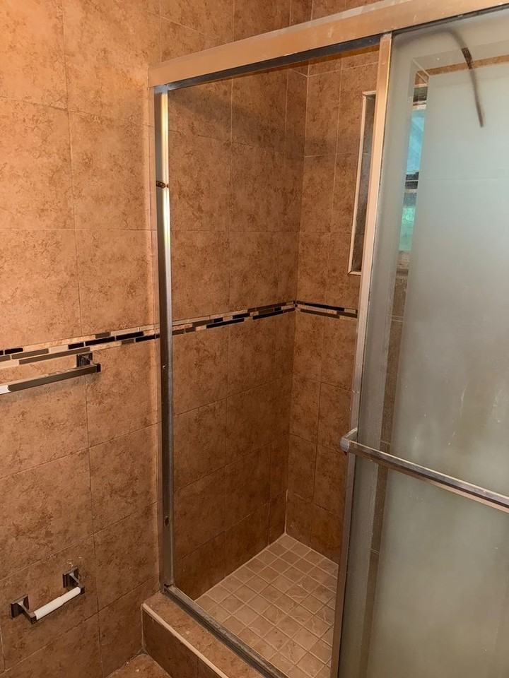 282 282 NW 98th St Miami 33150 - Photo 4 of 50